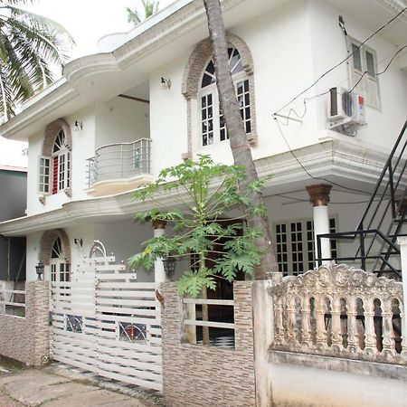 Hotel Jj'S White House Thrissur Zewnętrze zdjęcie