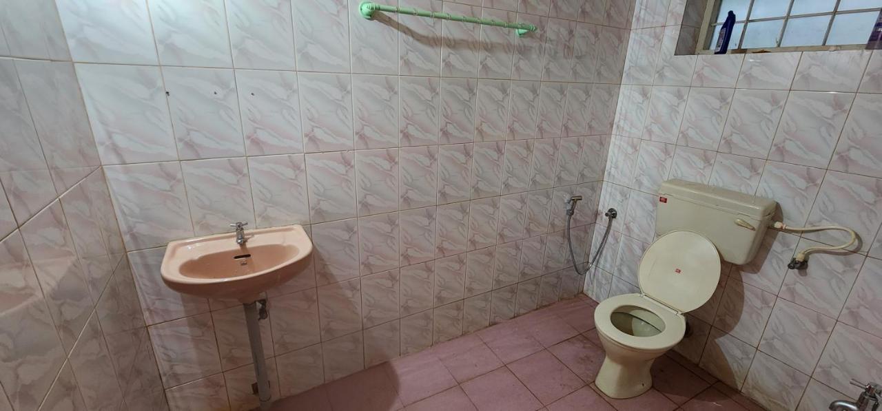 Hotel Jj'S White House Thrissur Zewnętrze zdjęcie