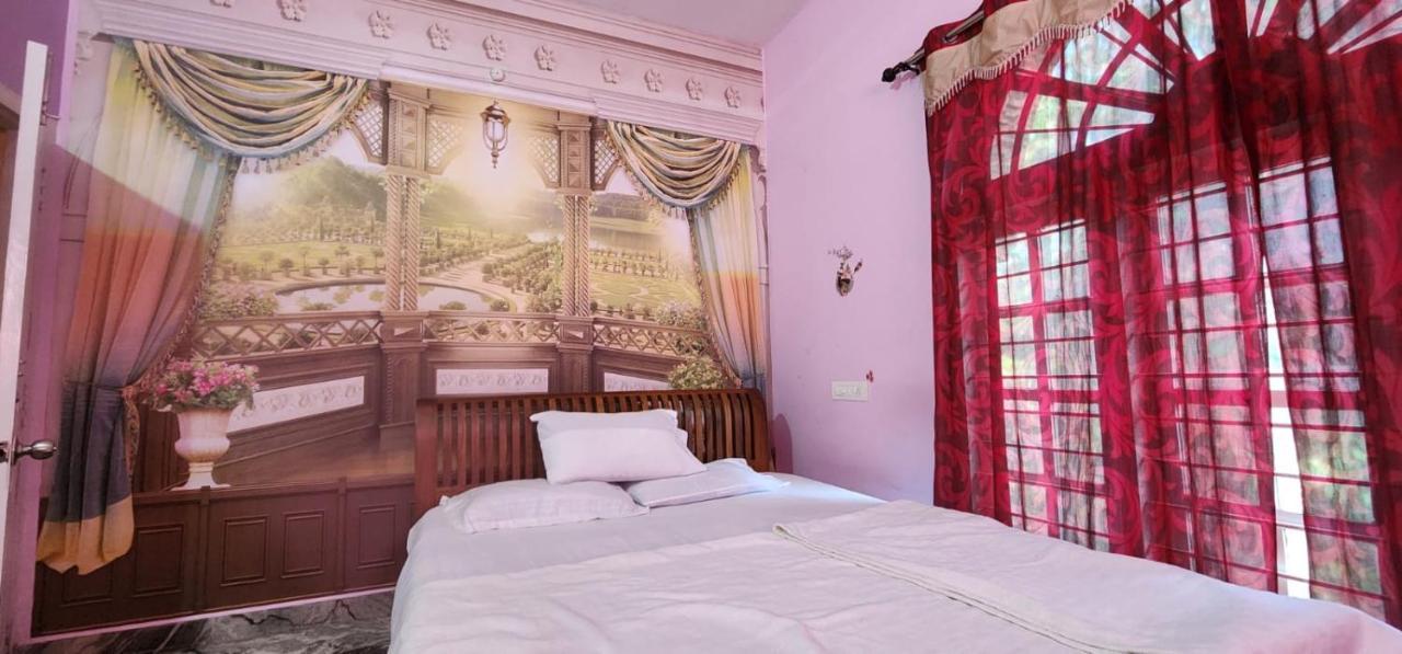 Hotel Jj'S White House Thrissur Zewnętrze zdjęcie